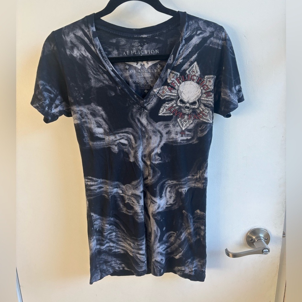 Affliction Y2K black Skull T-shirt small grunge whimsigoth‎ vintage layered